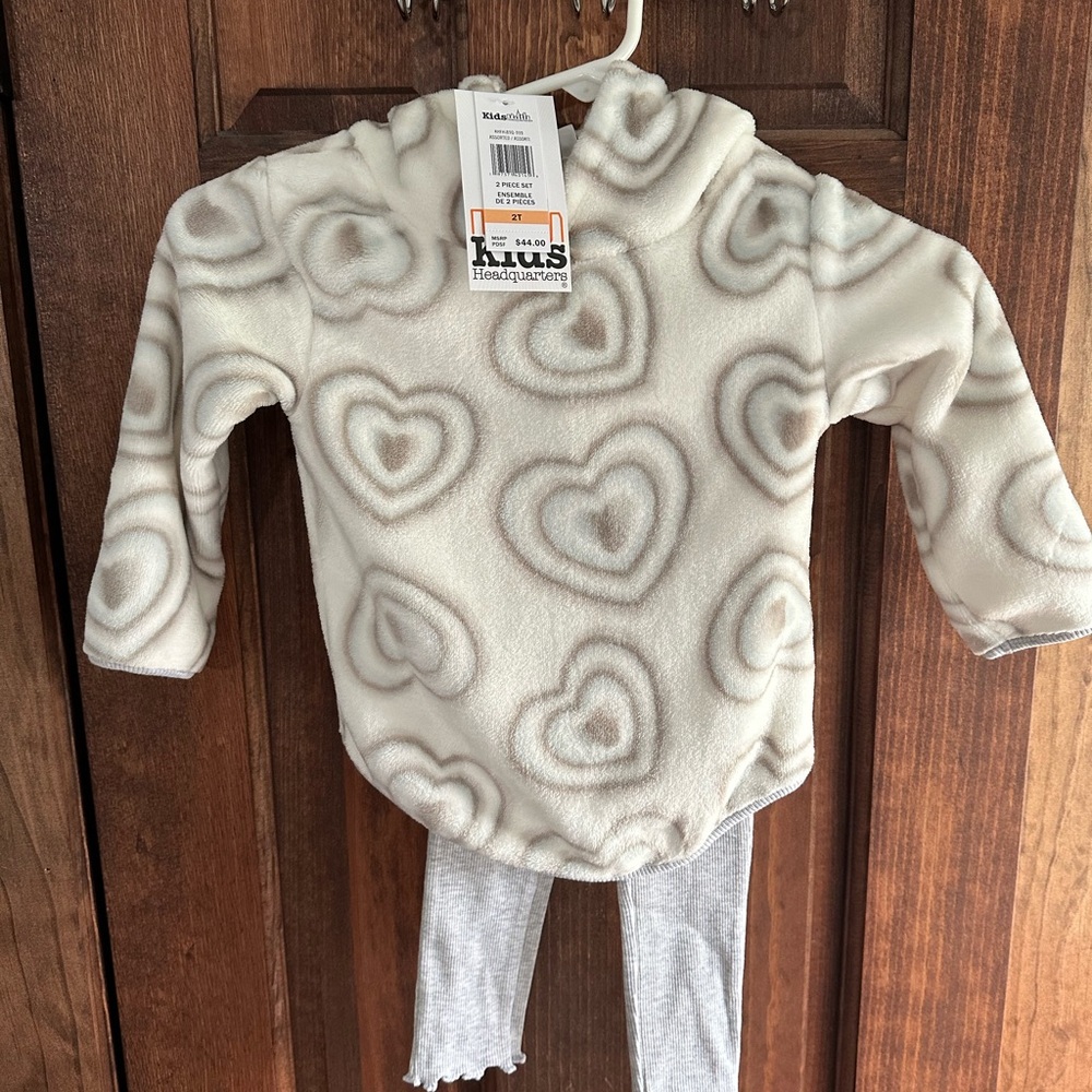 Kids Headquarters White and Gray Heart Set